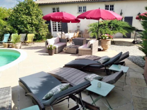 Villa charmante à Arsac avec piscine privée et jardin